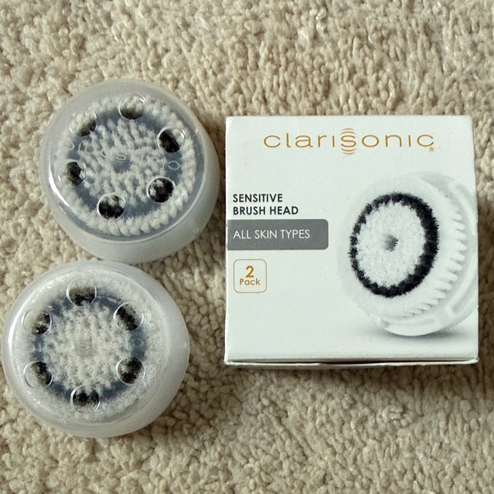 Clarisonic Sensitive Brush Head Duo - White and Black (4 total brush heads)